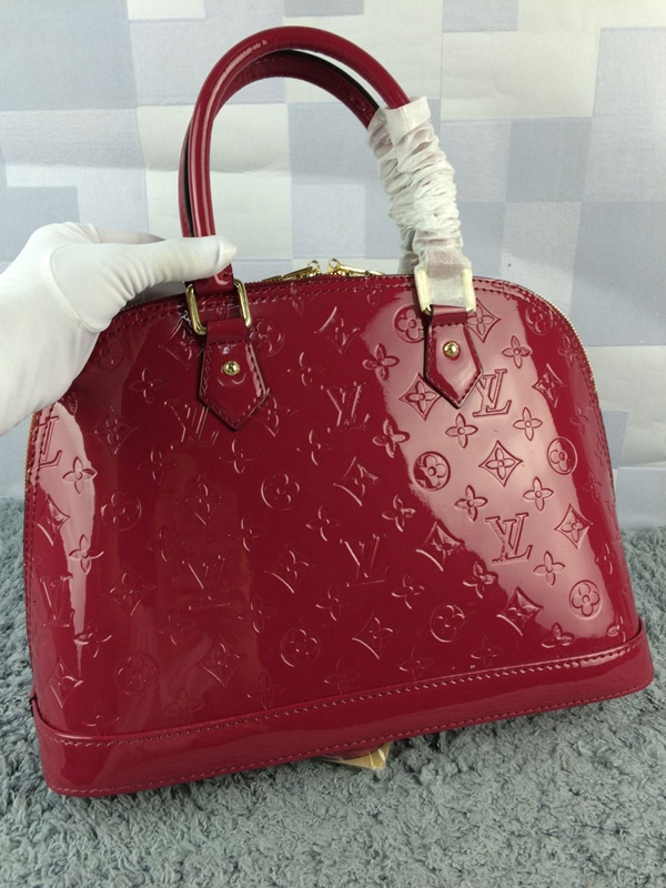 ルイヴィトンバッグ背面デザイン